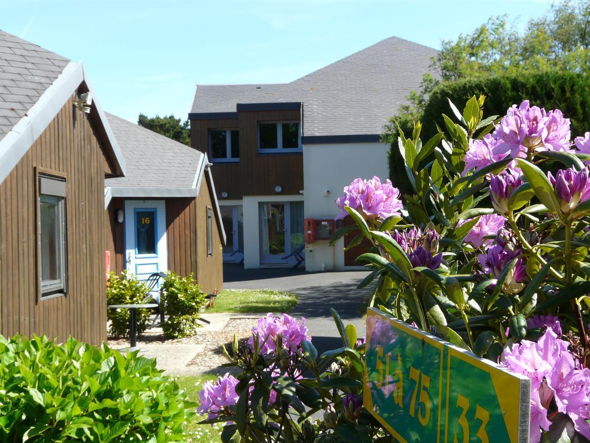Hotel De La Baie De Paimpol Ploubazlanec Exterior foto